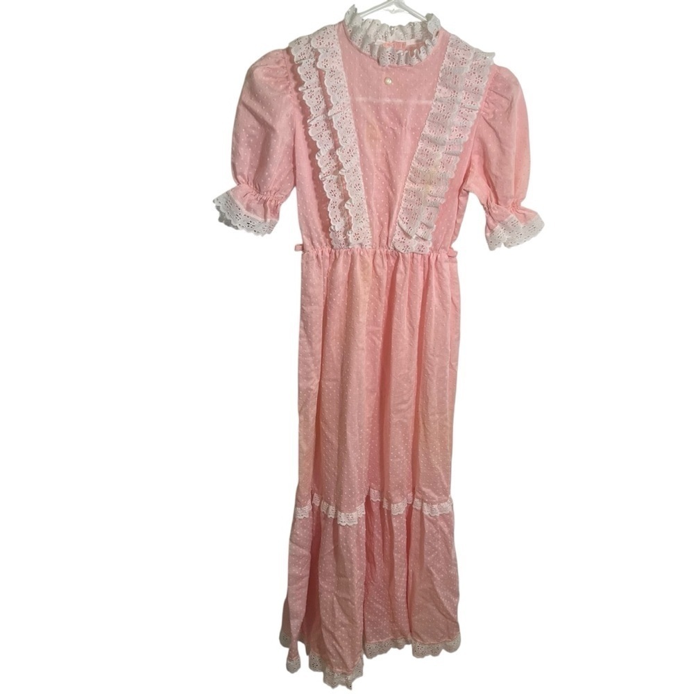 Vintage Women's Dress Nightgown Light Pink White Lace Swiss Dot Ruffles